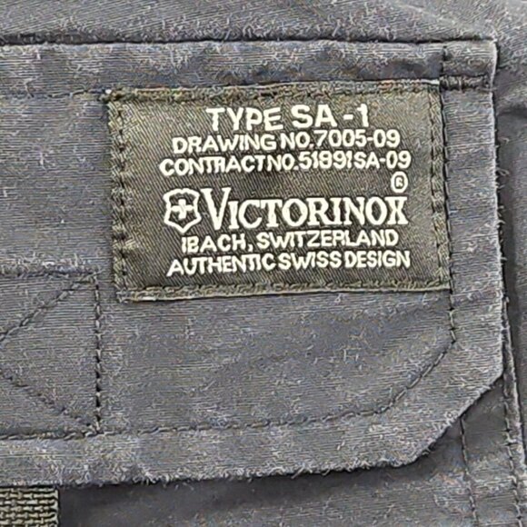 Victorinox Swiss Army Knife Cargo Board Shorts Men's Large Navy Blue 7" Inseam - Picture 10 of 13